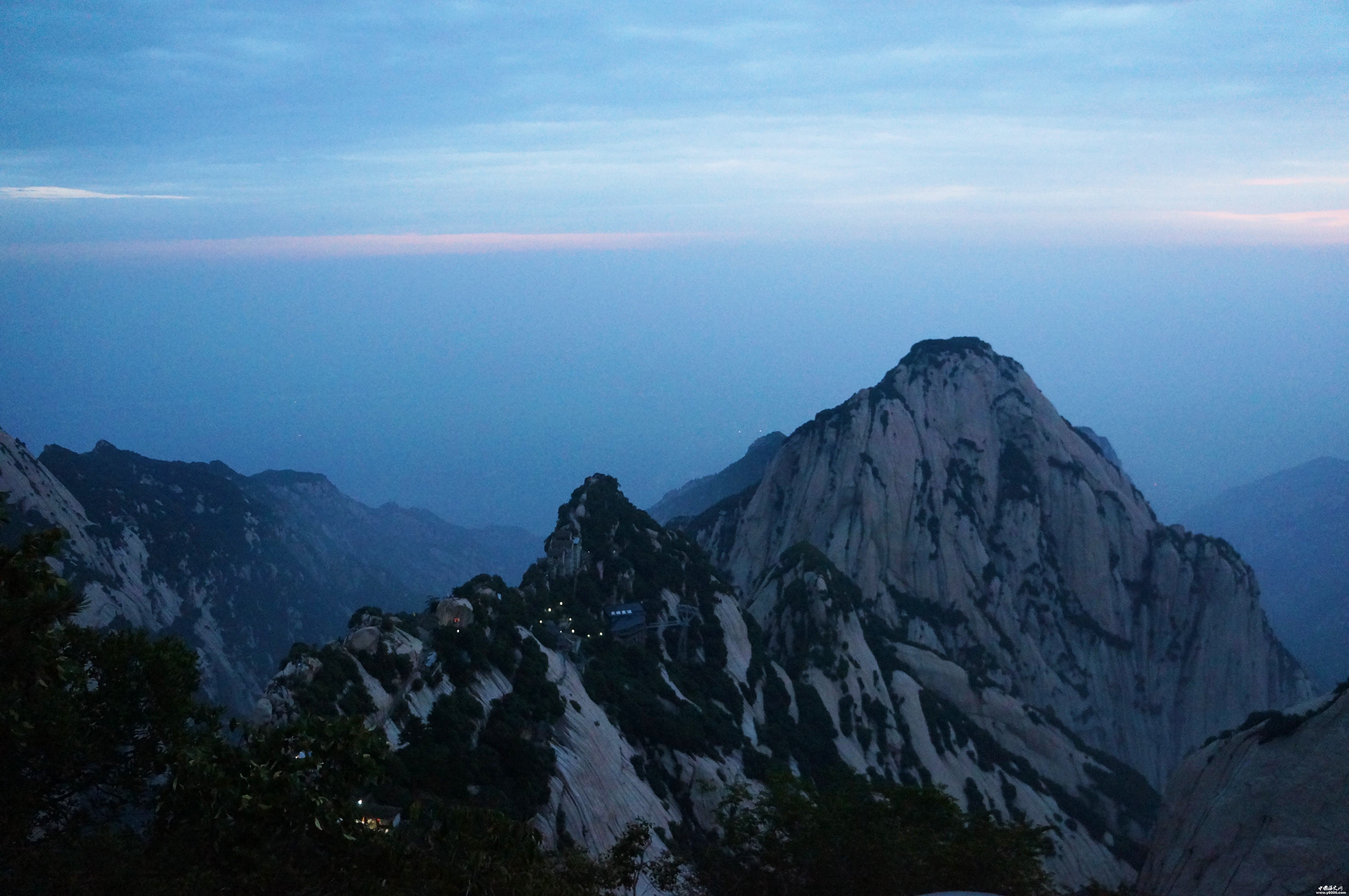 中国的三山五岳是指哪三山哪五岳？